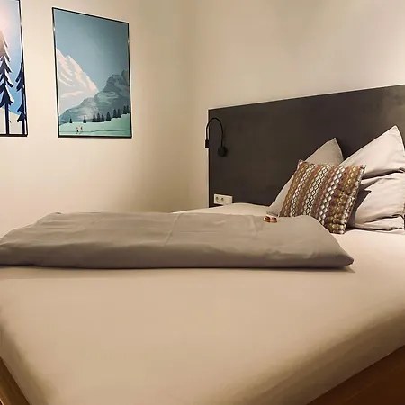 Alpenchalet Zurhinterochsenweide In&ski Out