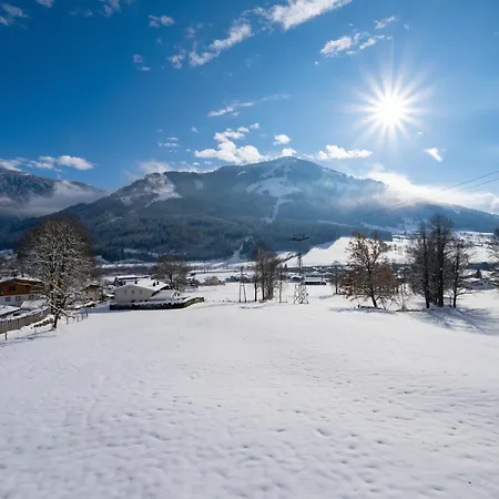 Alpenchalet Zurhinterochsenweide In & Out * Brixen im Thale