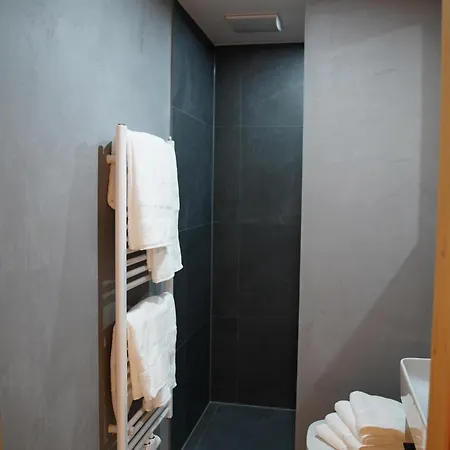 Alpenchalet Zurhinterochsenweide In&ski Out * Brixen im Thale