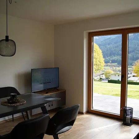 Alpenchalet Zurhinterochsenweide In & Out アパート
