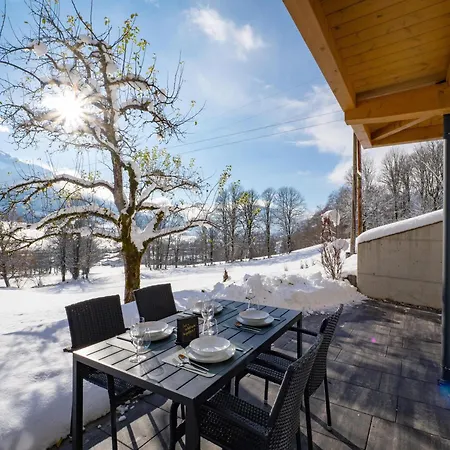 Alpenchalet Zurhinterochsenweide In & Out *
