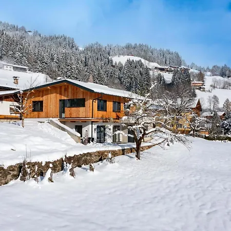 Apartment Alpenchalet Zurhinterochsenweide In&ski Out Brixen im Thale