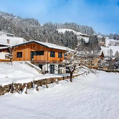 Apartment Alpenchalet Zurhinterochsenweide In & Out Brixen im Thale